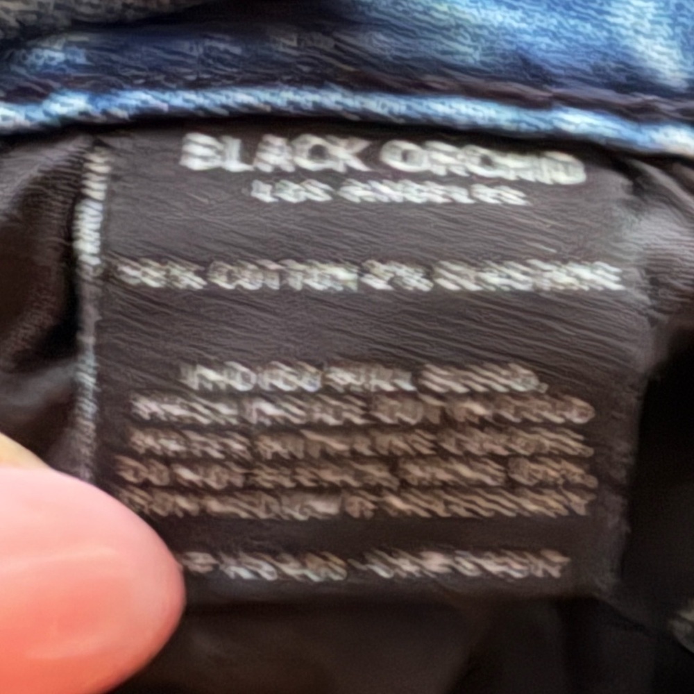 Black Orchid women’s slant fray medium wash blue jeans sz 30 preloved - Picture 9 of 11